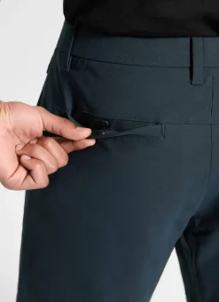 All-Day Comfy Golf Shorts with Pockets 7''