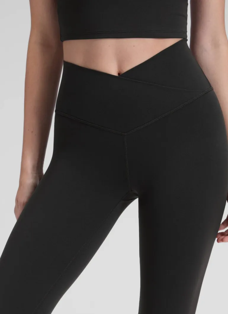 Butterluxe Crossover Flare Legging 31''