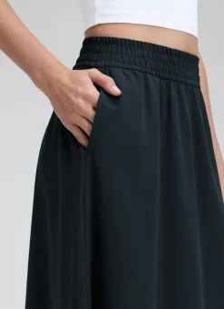Feathery-Fit Drapey Pockets Midi Skirt