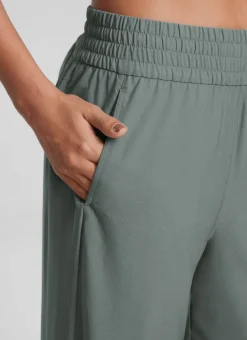 Feathery-Fit Drapey Wide Leg Pant 30