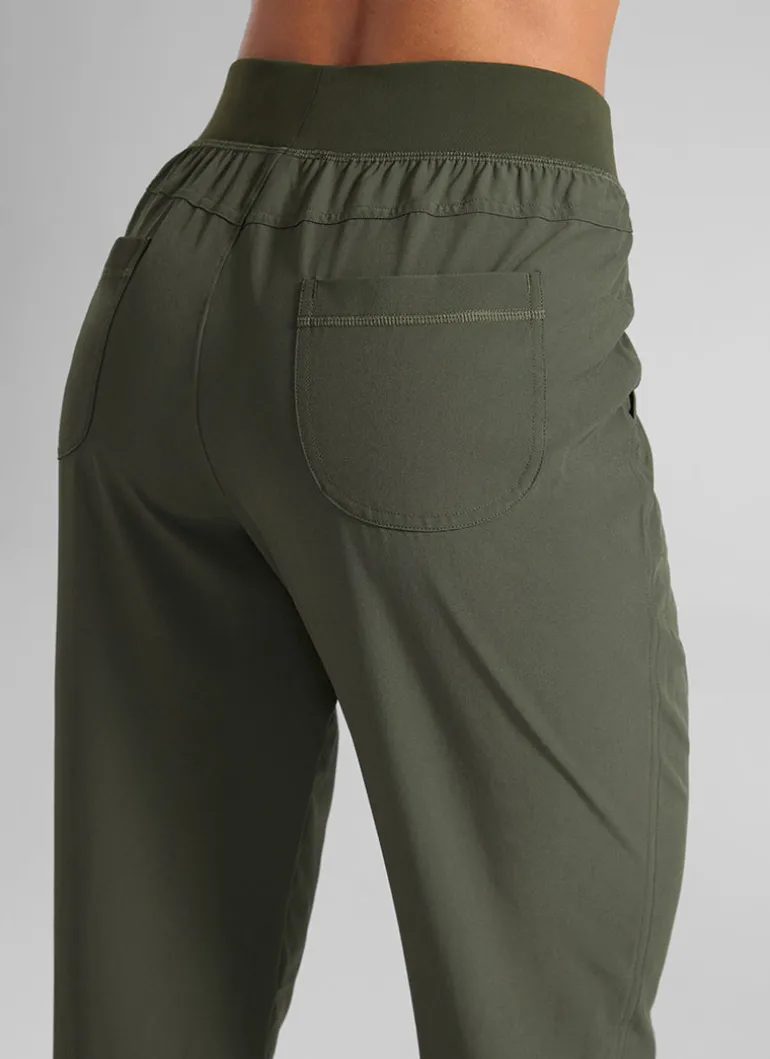 Feathery-Fit Drawstring Pocket Jogger 28''