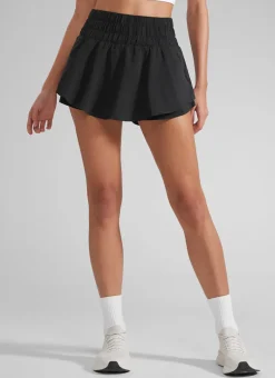 Feathery-Fit Soft 2 in 1 Zip Pocket Shorts
