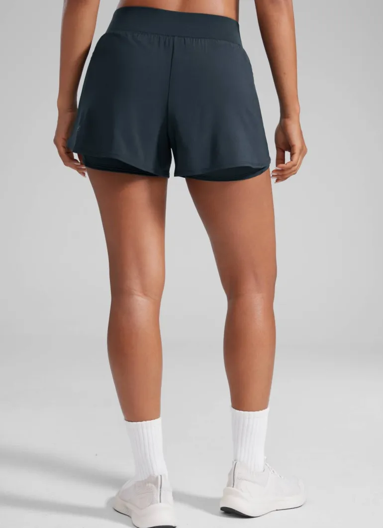 Feathery-Fit Soft 2 in 1 Zip Pocket Shorts 3"