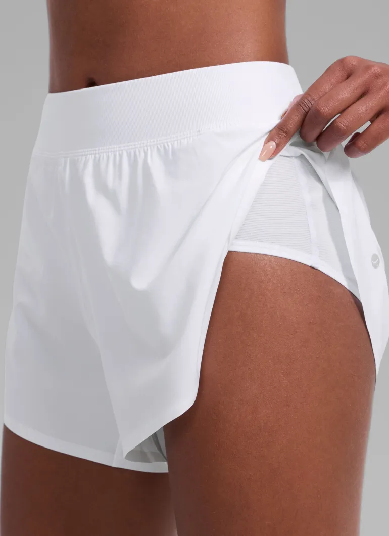 Feathery-Fit Soft Lined Mid Rise Shorts 4''