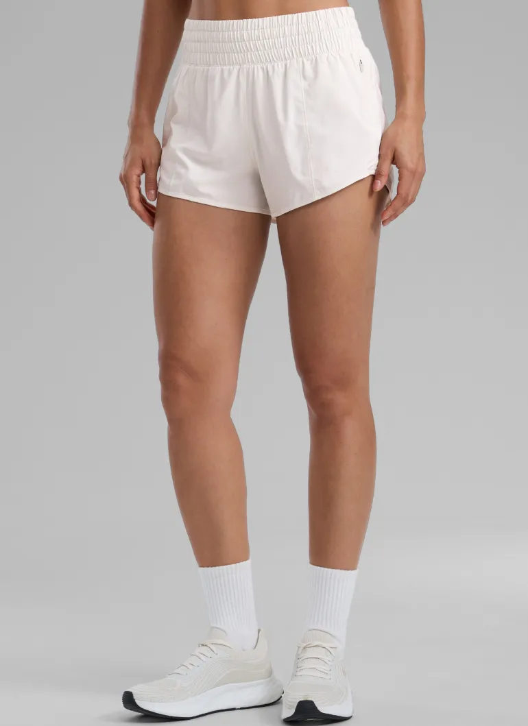 Feathery-Fit Soft Lined Zip Pocket Shorts 2.5''