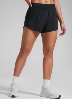 Feathery-Fit Soft Lined Zip Pocket Shorts 2.5''