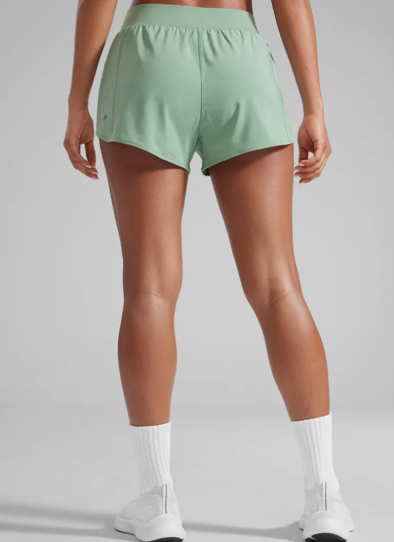 Feathery-Fit Soft Liner Zipper Pocket Shorts 3''