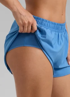 Feathery-Fit Soft Mid Rise Half Split Shorts 2.5''