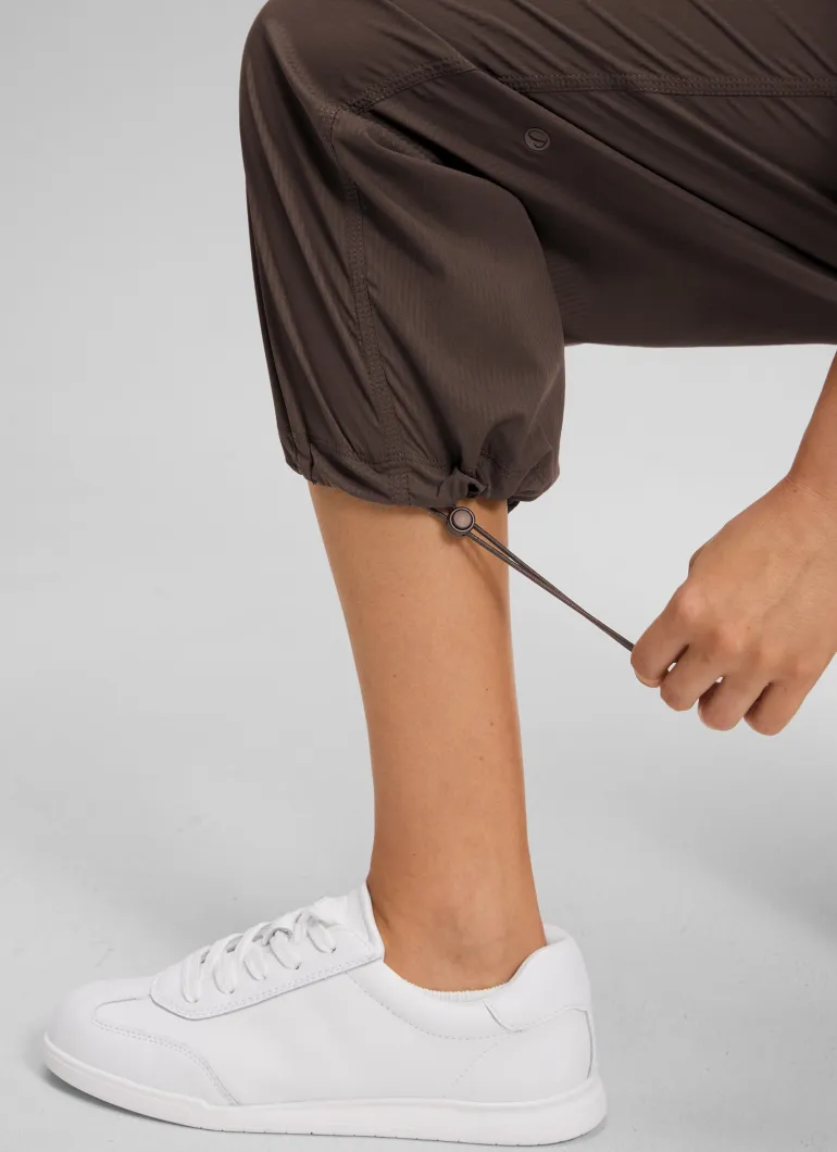 Lightweight Straight Leg Pocket Pant 24"