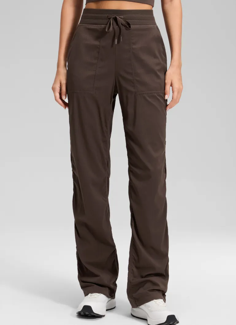 Lightweight Straight Leg Pocket Pant 32"
