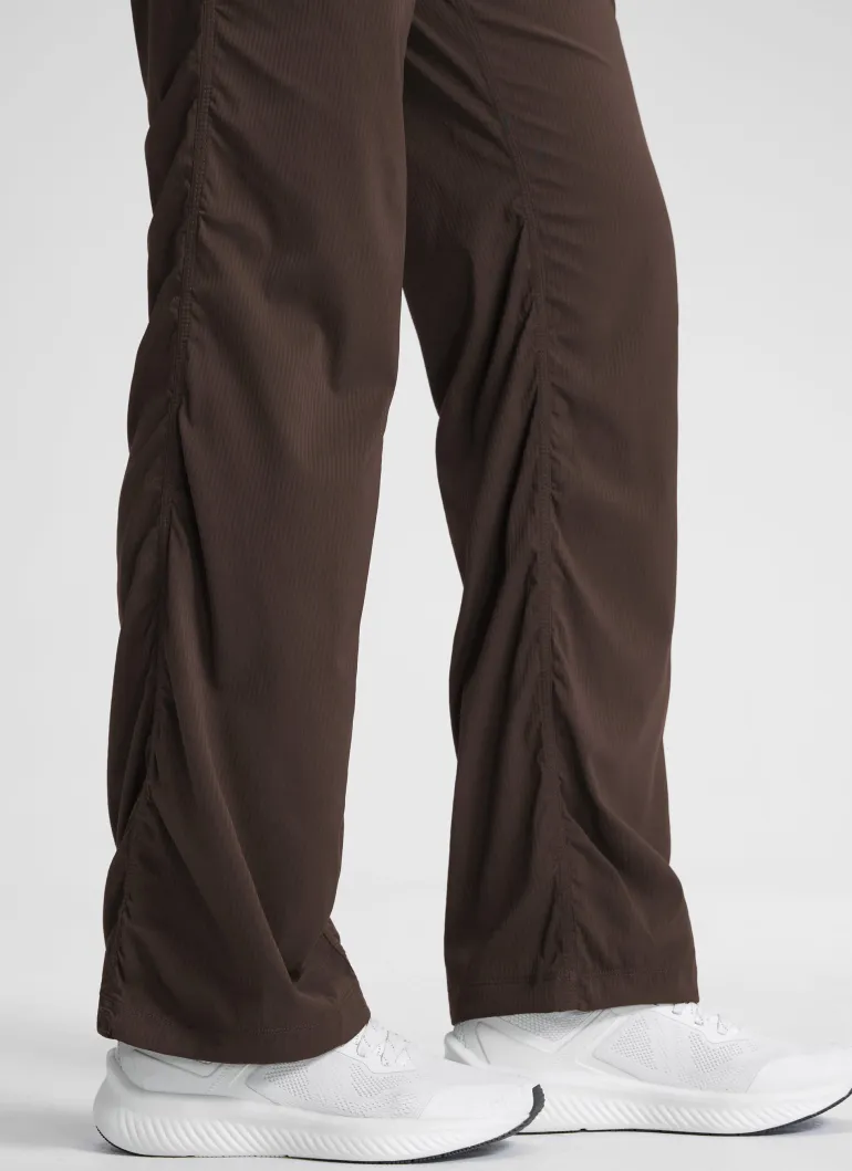 Lightweight Straight Leg Pocket Pant 30"