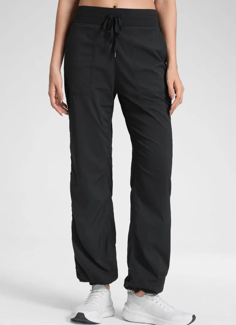 Lightweight Straight Leg Pocket Pant 30"