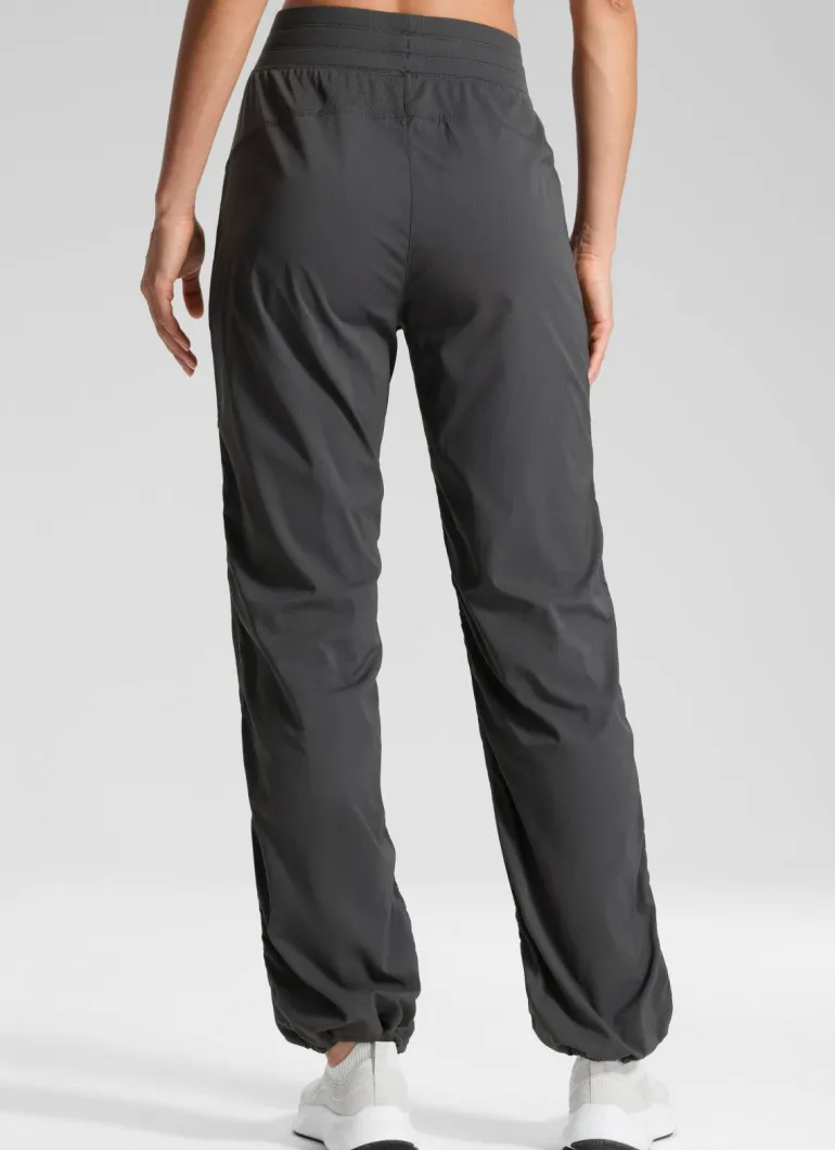 Lightweight Straight Leg Pocket Pant 30"