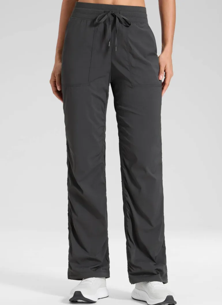 Lightweight Straight Leg Pocket Pant 30"