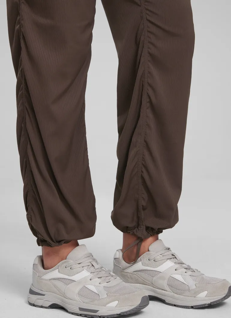 Lightweight Straight Leg Workout Pocket Pant 28"
