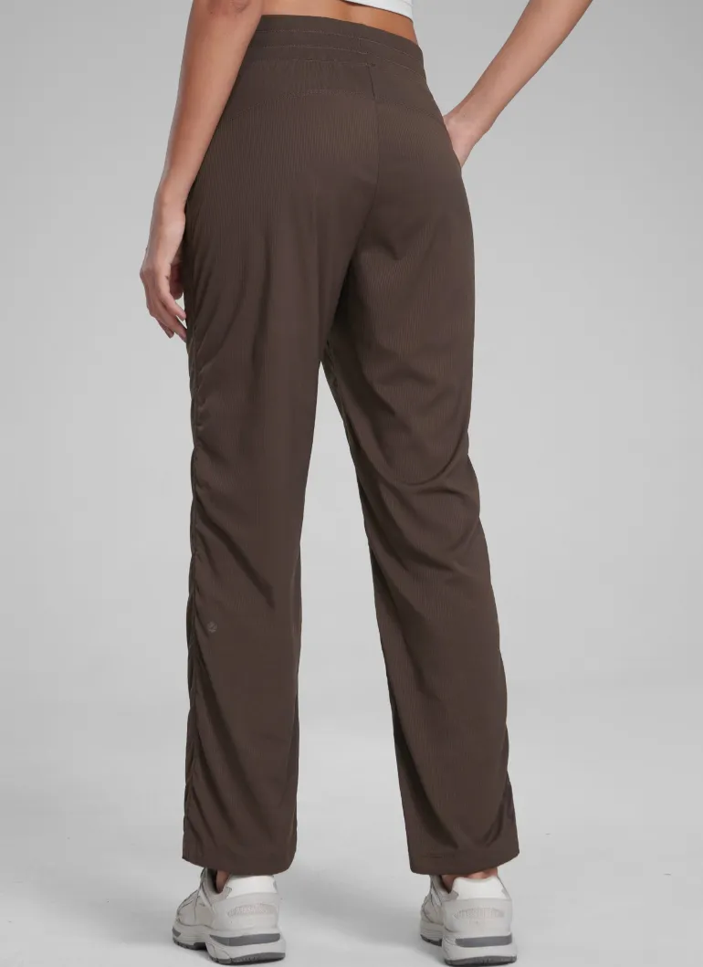 Lightweight Straight Leg Workout Pocket Pant 28"