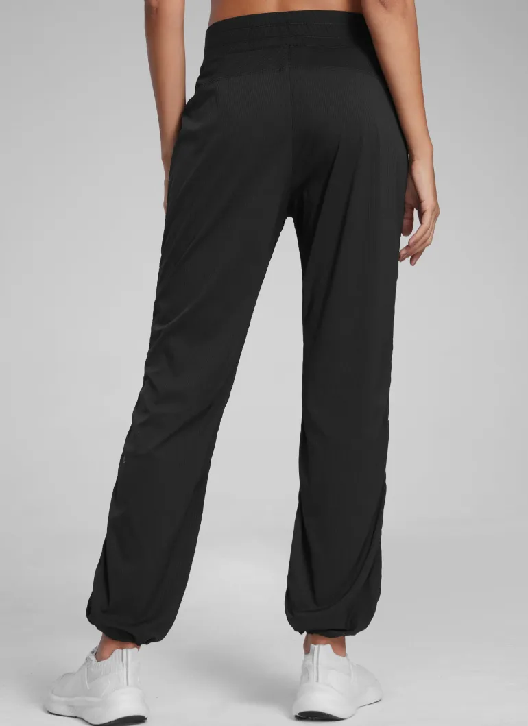 Lightweight Straight Leg Workout Pocket Pant 28"