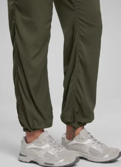 Lightweight Straight Leg Workout Pocket Pant 28