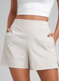 Linerless High Rise V Slit Pocket Shorts 4"