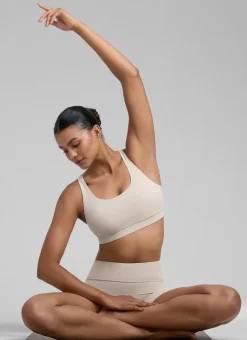 Nakedfeel Cross Back Bra (4 Straps)