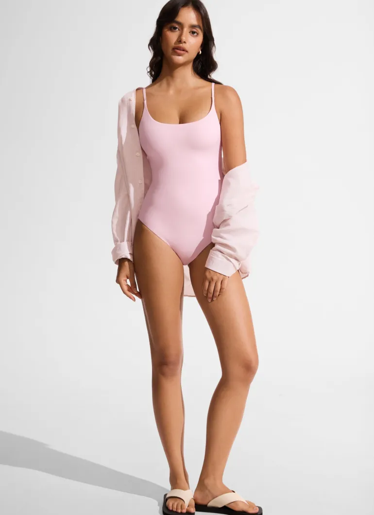 Nexfeel Scoop Neck One Piece Swimsuit