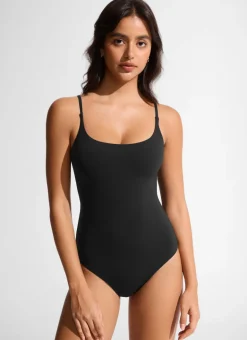 Nexfeel Scoop Neck One Piece Swimsuit