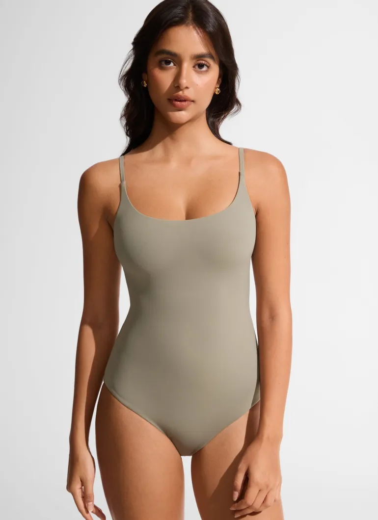 Nexfeel Scoop Neck One Piece Swimsuit