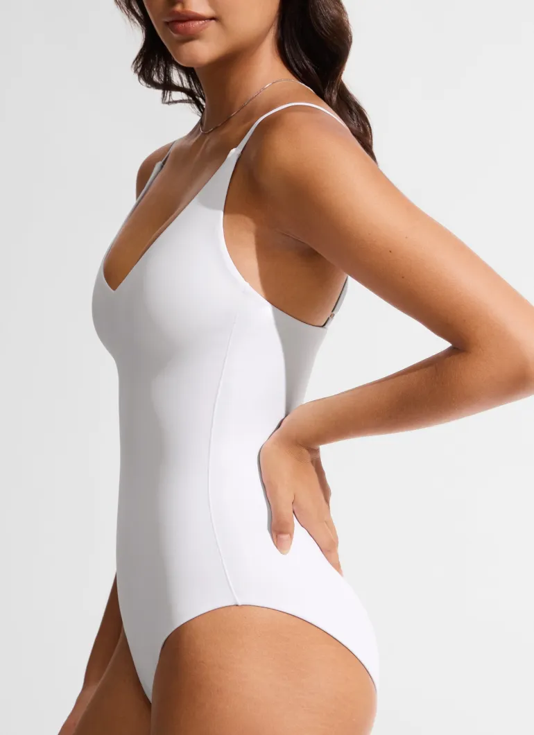 Nexfeel V Neck One Piece Swimsuit