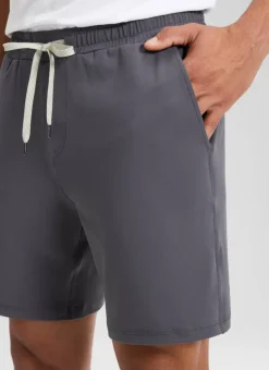 Performance Shorts 7
