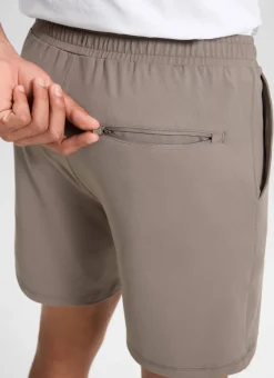 Performance Shorts 7