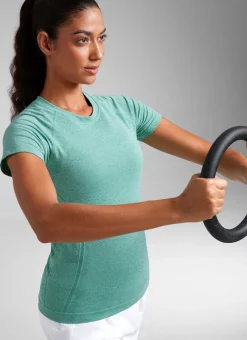 Seamless Hip Length Short Sleeve