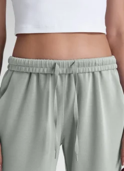 SoftAura High Rise Sweatpant 31''