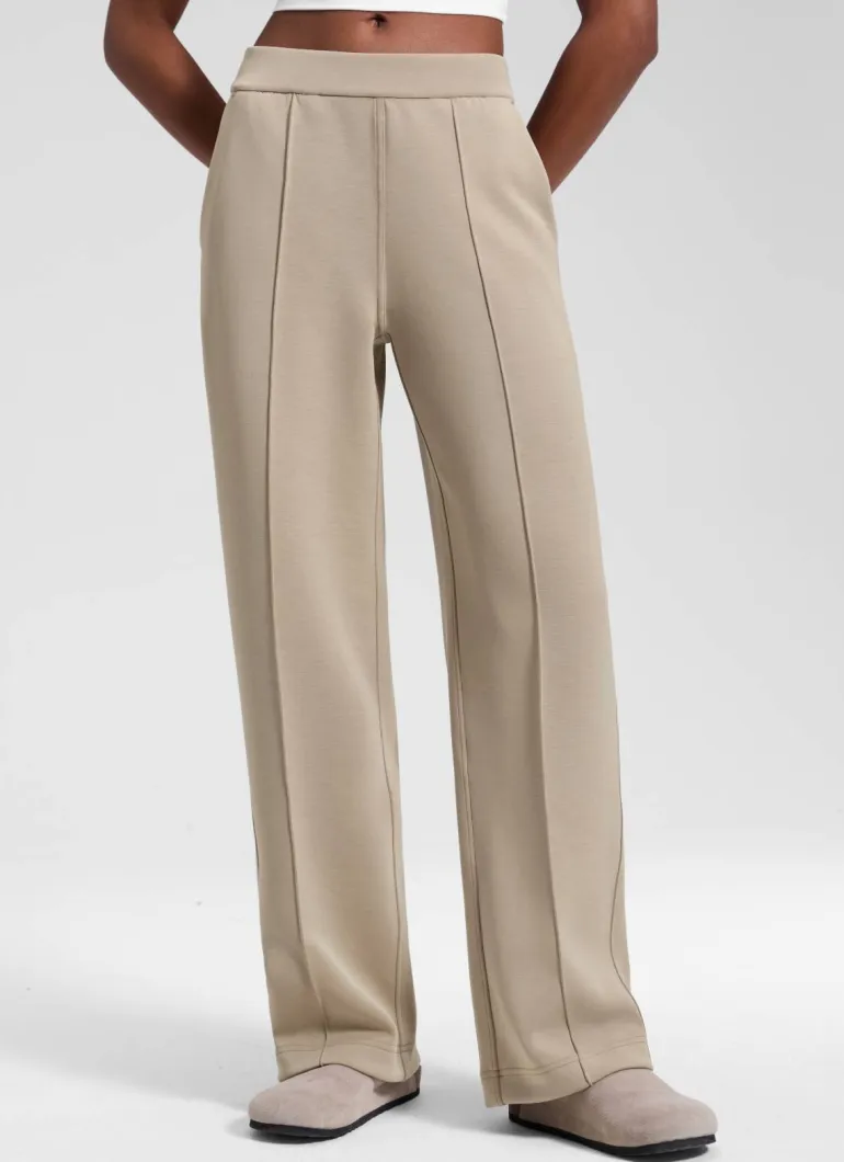 SoftAura Pintuck Straight Leg Sweatpant 30"