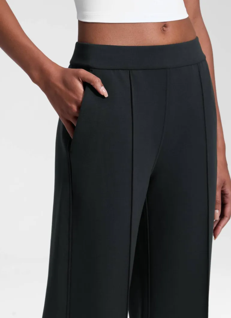 SoftAura Pintuck Straight Leg Sweatpant 30"