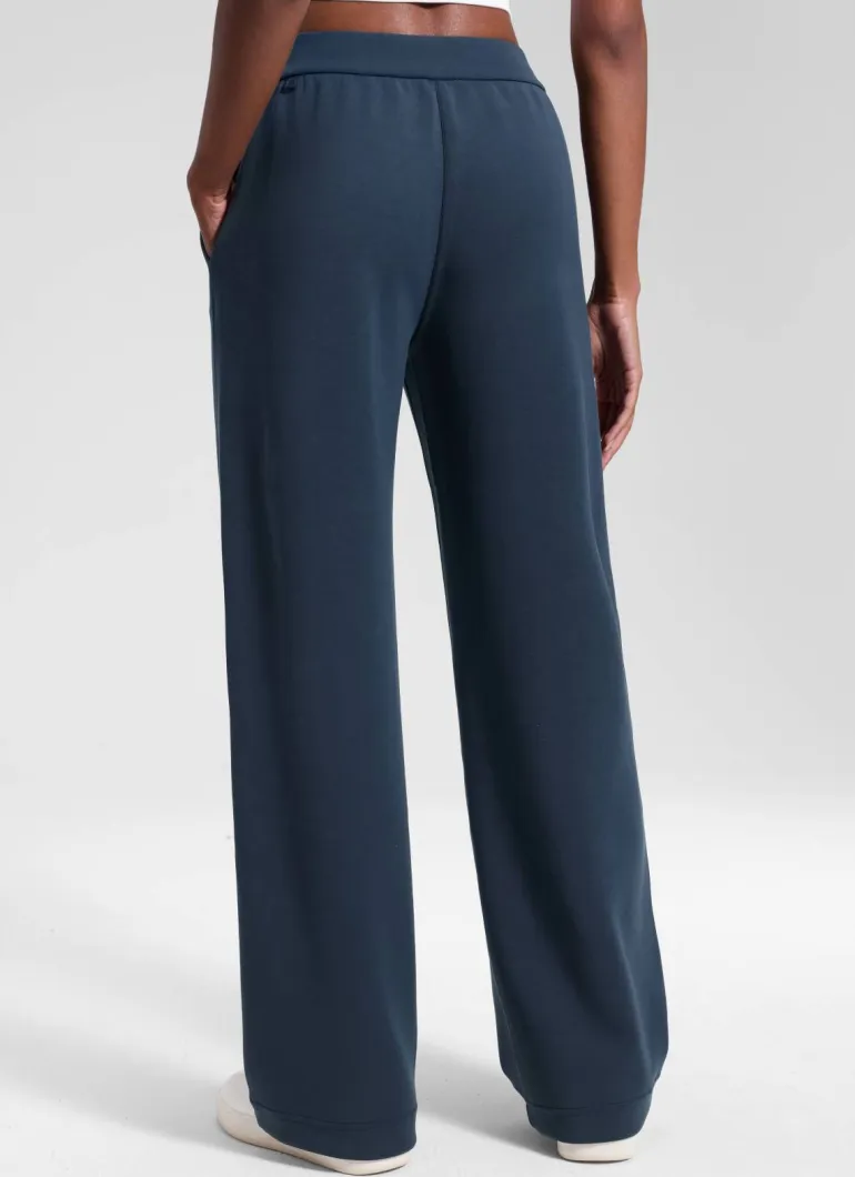 SoftAura Pintuck Straight Leg Sweatpant 30"