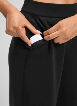 SoftAura Wide Leg Cropped Sweatpant 25