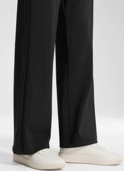 Walk the City Pocket Straight Leg Pant 30