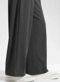 Walk the City Pocket Wide Leg Pant 29